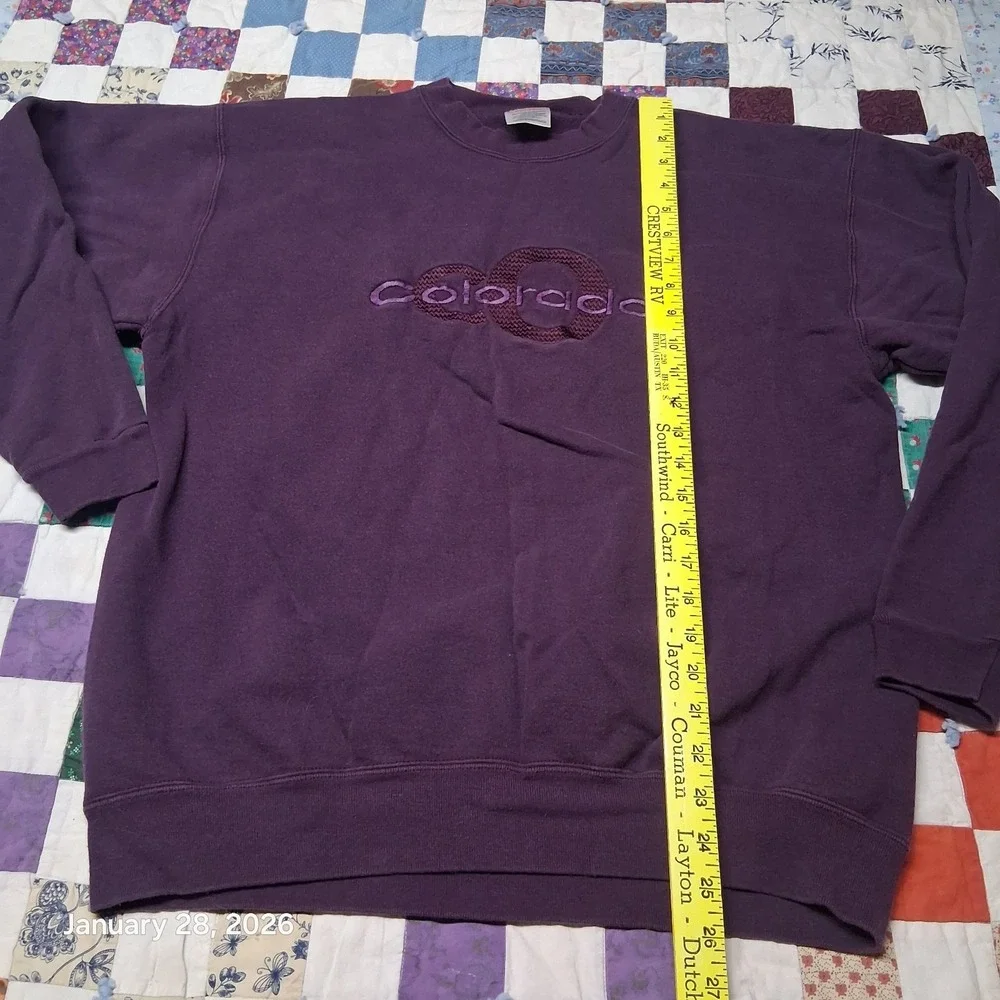 Vintage Colorado Purple Embroidered Crew Neck Sweatshirt Size‎ Large